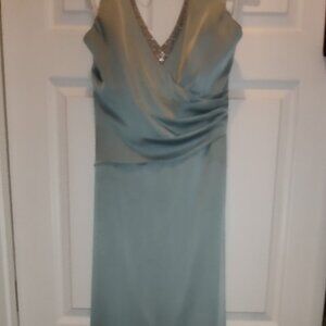 BELSOIE FORMAL LONG HALTER GOWN BRIDESMAID PROM STYLE 9024 LGT AQUA LINED SZ 14